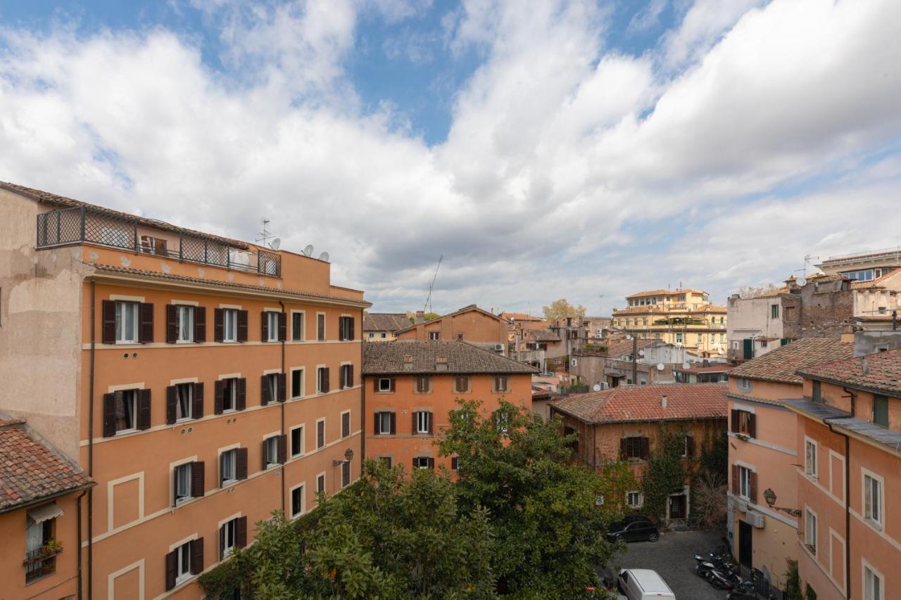 Amazing Penthouse With Terrace And Rooftop In Trastevere Roma Exterior foto