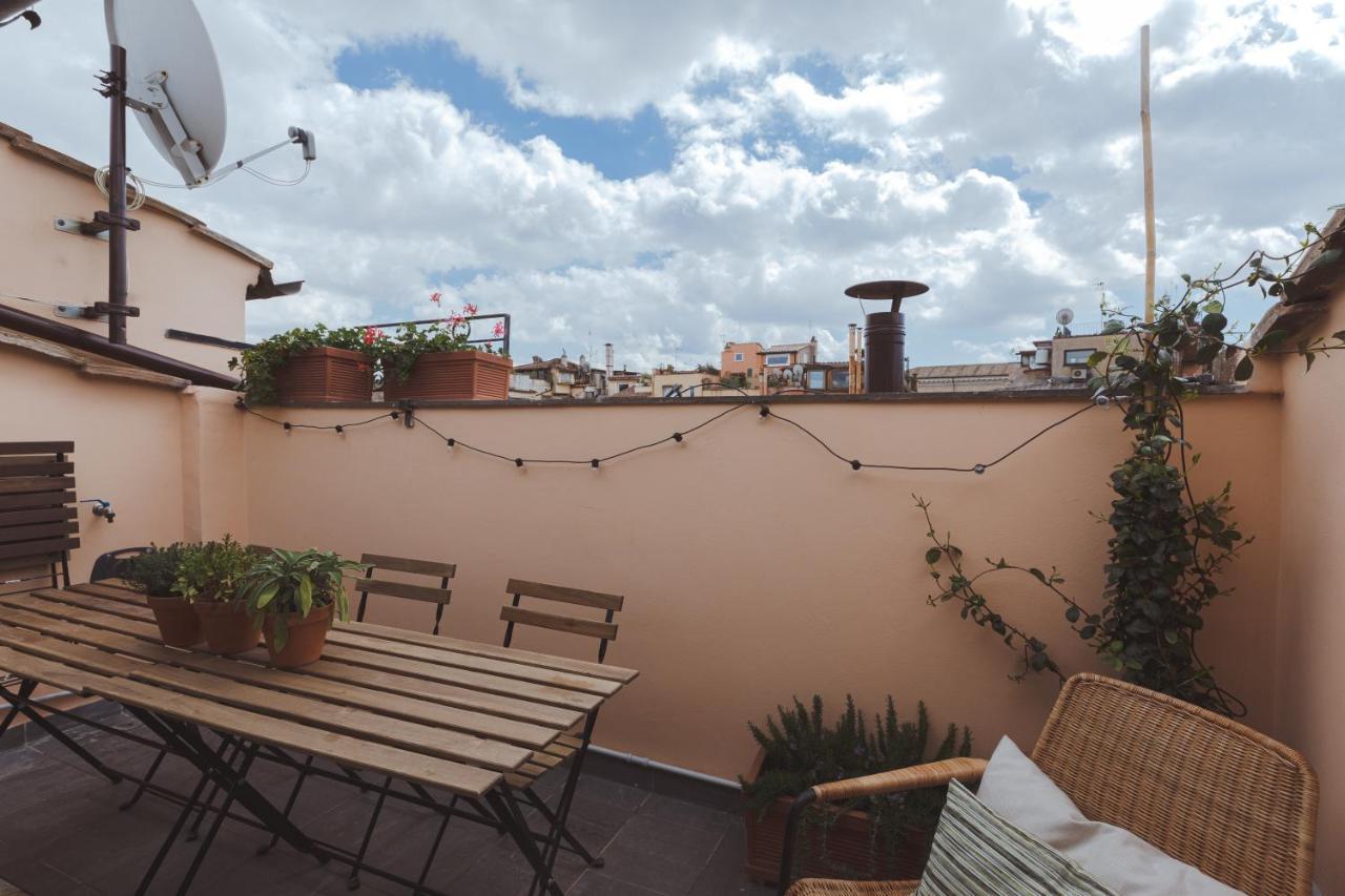 Amazing Penthouse With Terrace And Rooftop In Trastevere Roma Exterior foto