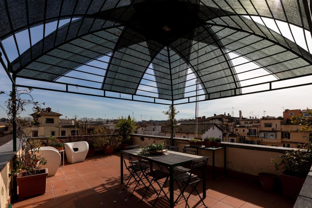 Amazing Penthouse With Terrace And Rooftop In Trastevere Roma Exterior foto
